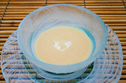 <br /><br />桃の冷たいスープ